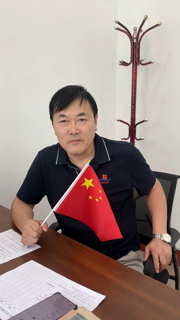 凯发一触即发
党员运营总监郭总